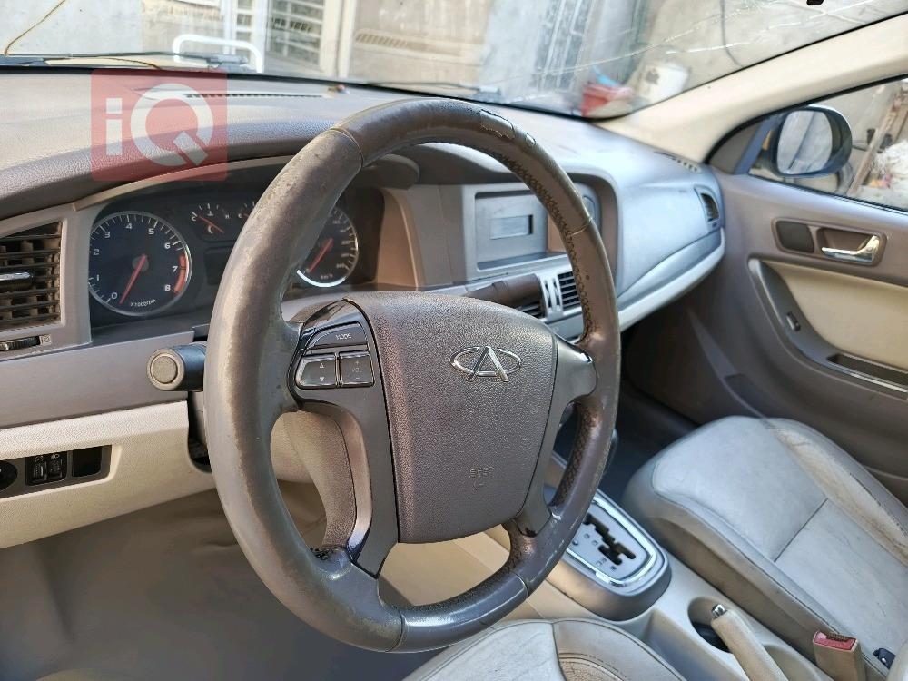 شيري إيستار